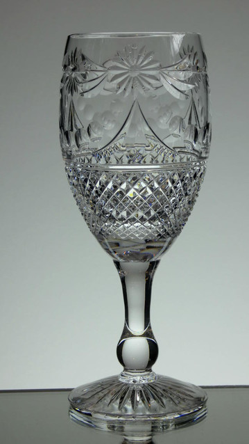English Hand Made
Full Lead Crystal Wine
Glasses Hand Cut In
Beaconsfield Pattern
£35.00 Each Size 19 x 7 cm