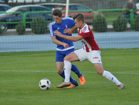 PORAŻKA PIASECZNA W MECZU NA SZCZYCIE