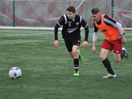 JEDENAŚCIE SPARINGÓW PIASECZNA