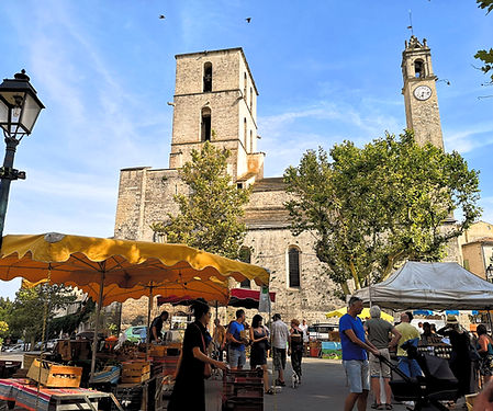 Marché et village de Forcalquier