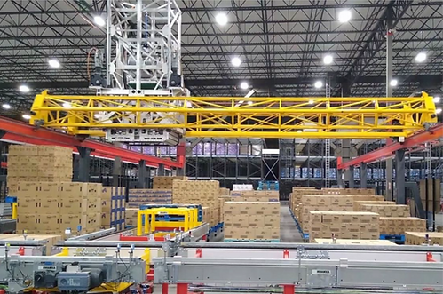 Gantry robot and end of arm tool for automated mixed order palletizing solution