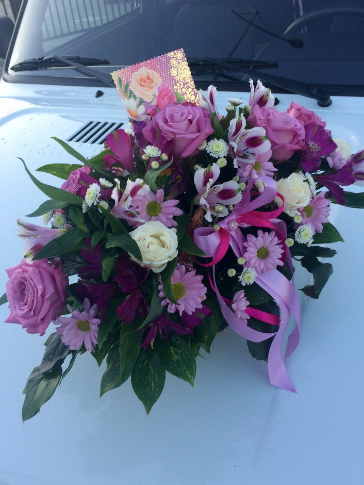 Миниатюра: Доставка цветов в Адлере