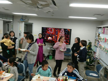12月19日（木）教室クリスマス会を行いました。