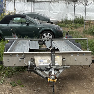 Vehicle trailer storage in London and Kent.
