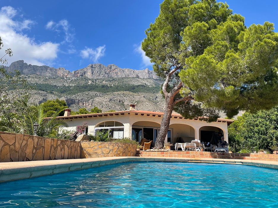 Casa del Cerro Viaticum