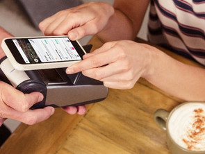 How Is Pay-At-Table Technology Changing the Restaurant Industry?