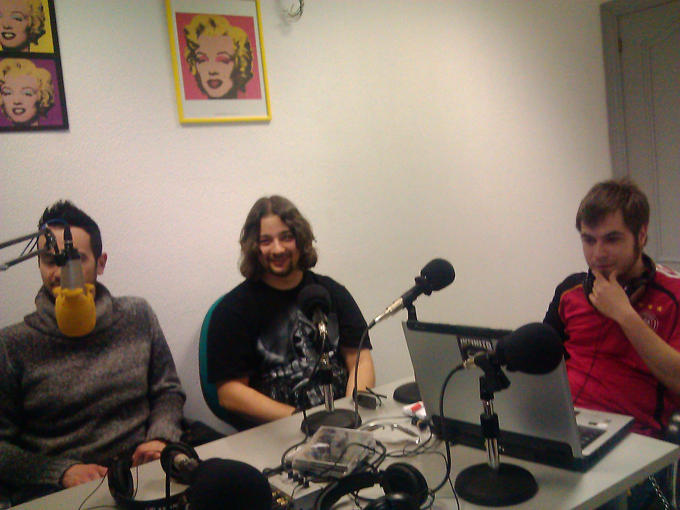 RadioCyL3.jpg