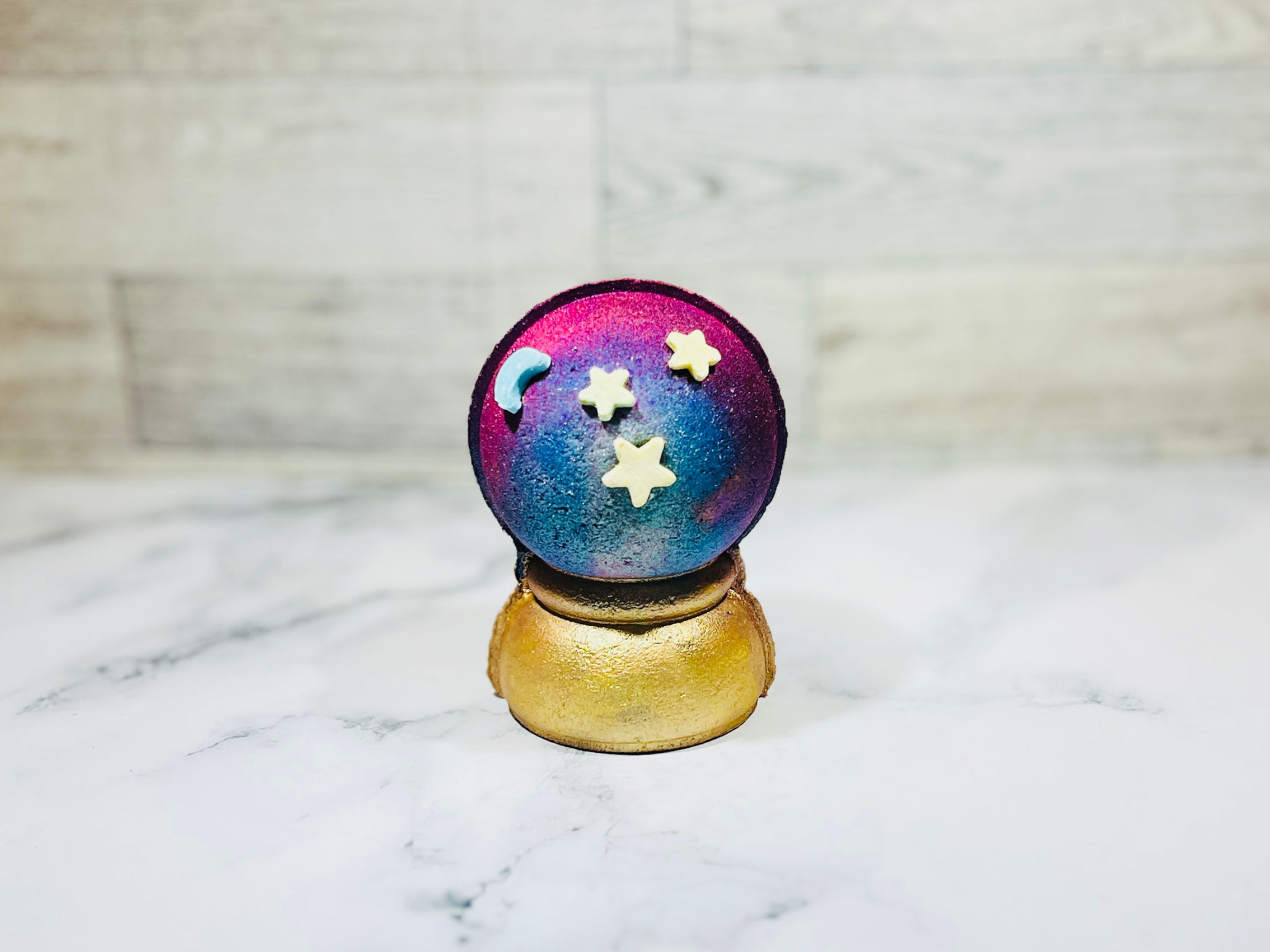 Magic Crystal Ball Bath Bomb