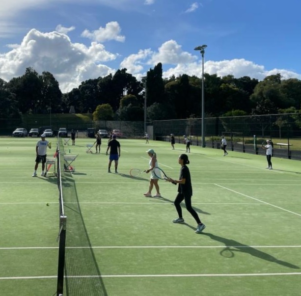 Gladstone Tennis Club outdoor tennis courts in Auckland, Auckland - 4 courts, floodlit, hard