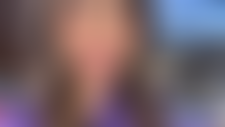 LA CRUZ EN VIVO: La Presentadora que Se Negó a Borrarse la Ceniza en la Ciudad Más Secular