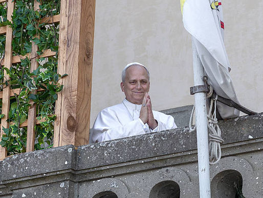 El Papa que se Escondió en los Jardines del Edén