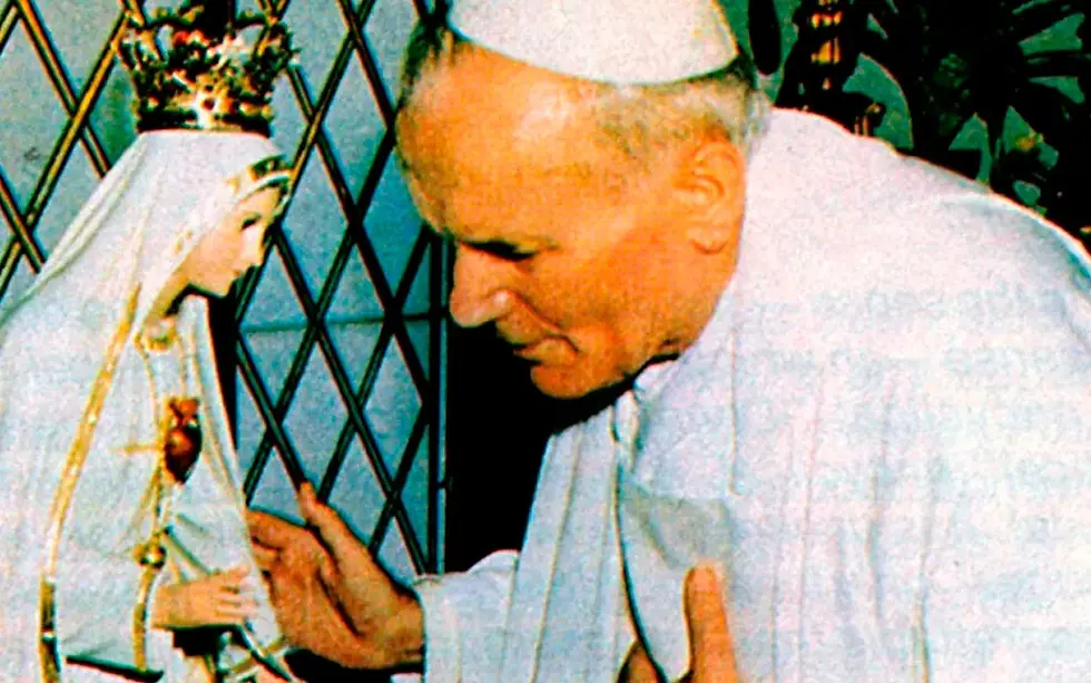 Papa y la Virgen