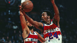 150819130911-moses-malone-moses-malone-action-portrait.1000x563
