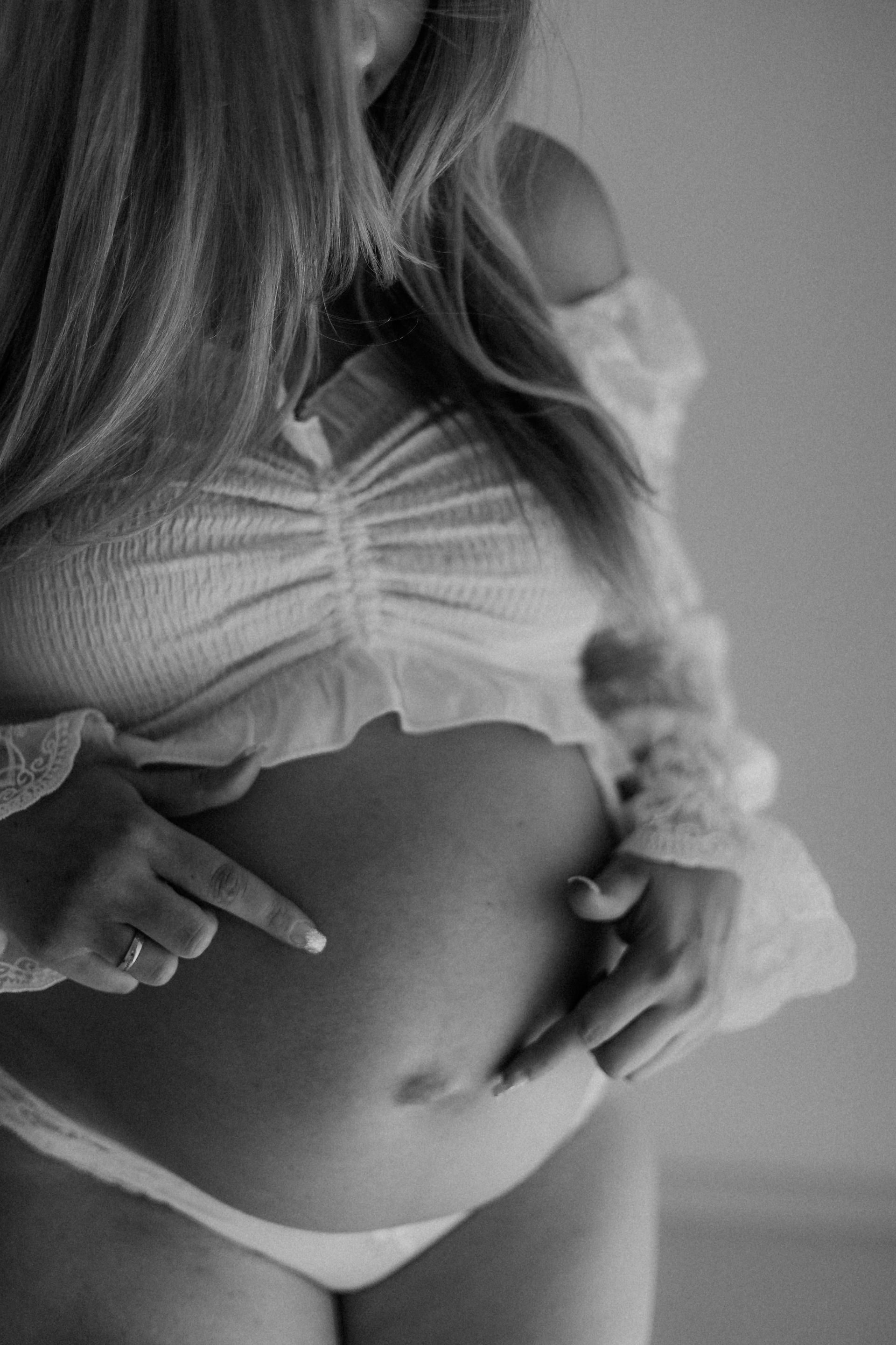 Babybauchfotos Landshut- babybauchfotos Landshut - Schwangerenfotos mit Geschwisterkind
