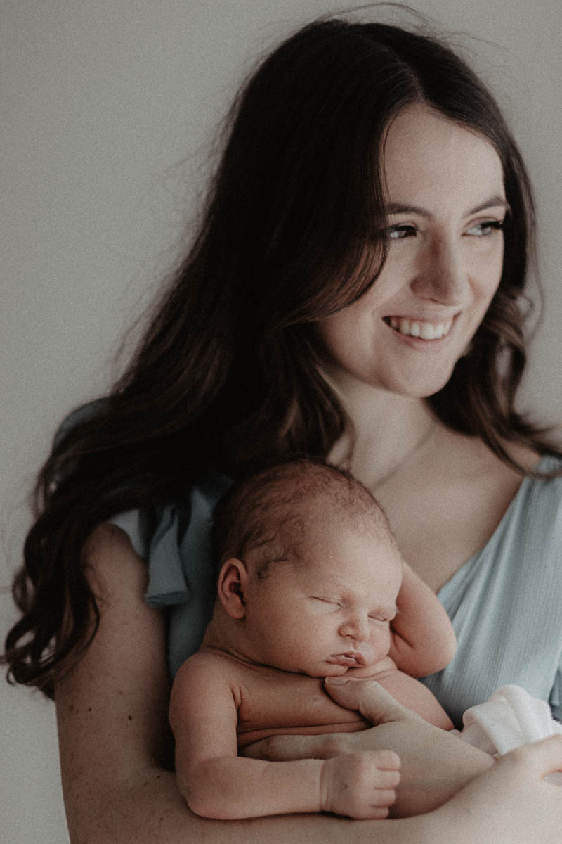 Babyfotos landshut Babyfotograf Neugeborenenfotos  Freising Deggendorf Dingolfing Romana Jovanovic