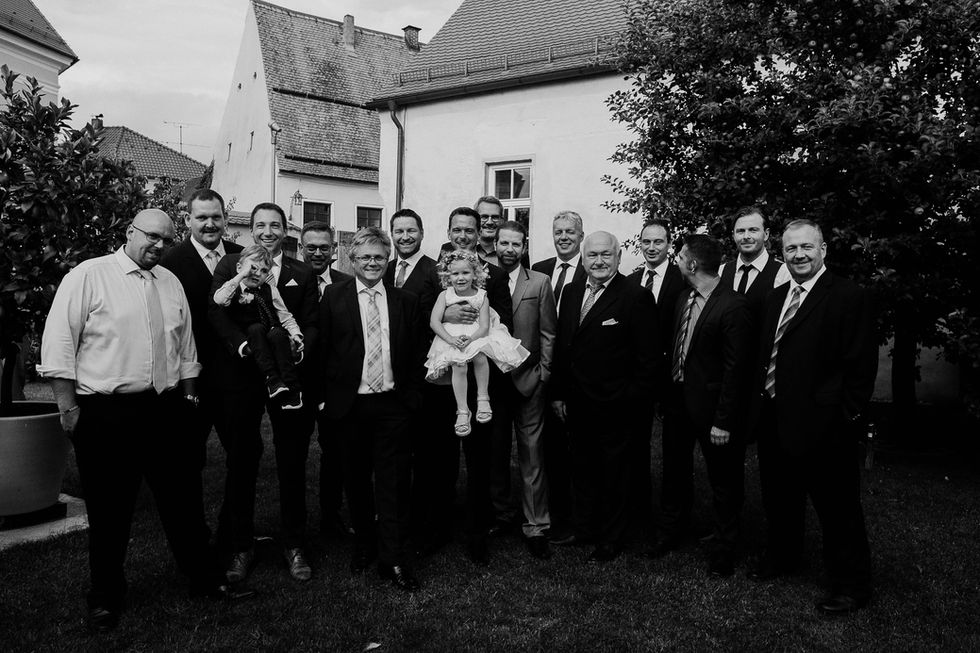 Gruppenfoto hochzeit
