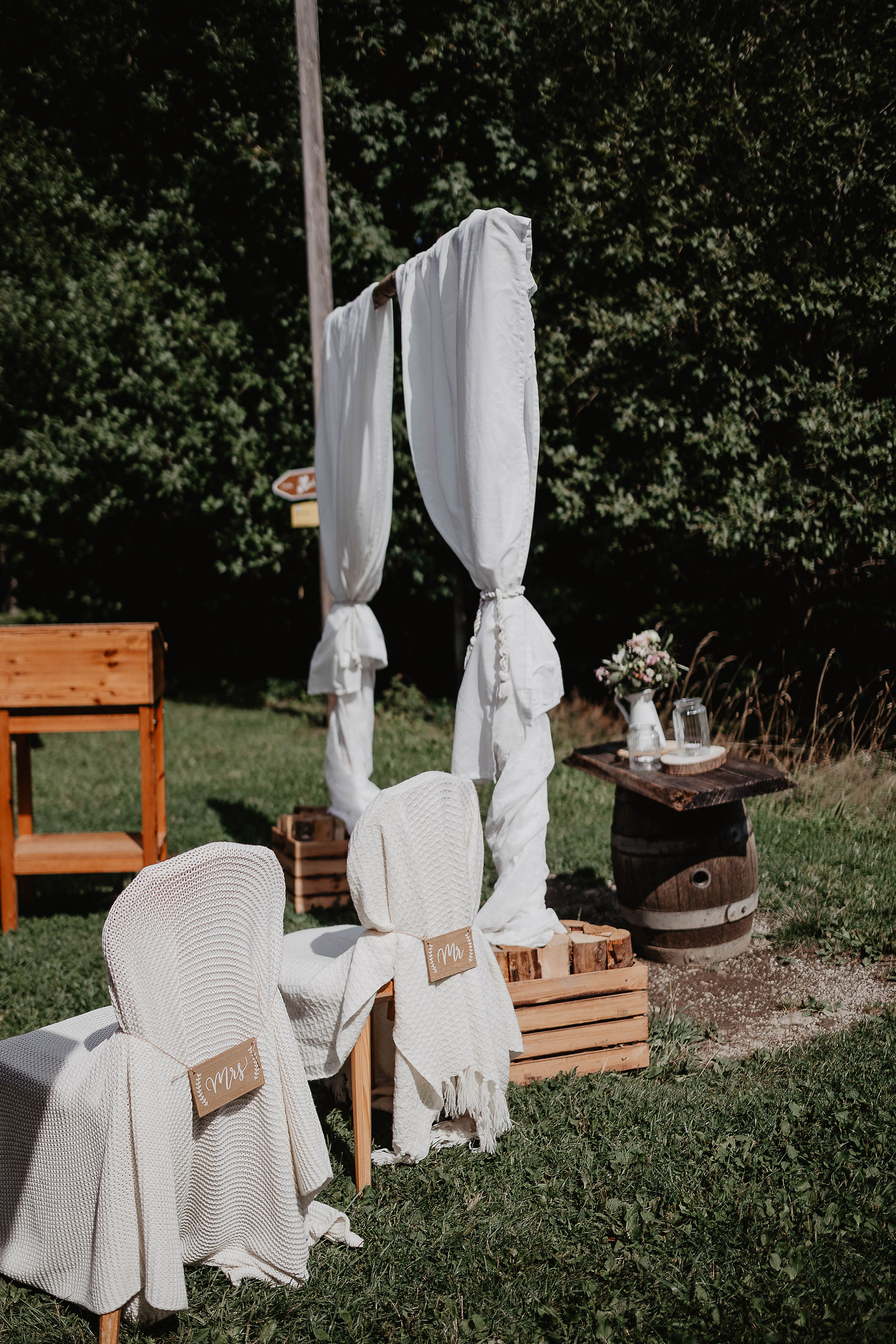 freie Trauung im Almbad Huberspitz am Schliersee Hochzeitsreportage Almhochzeit Berghochzeit Heiraten in den Bergen 