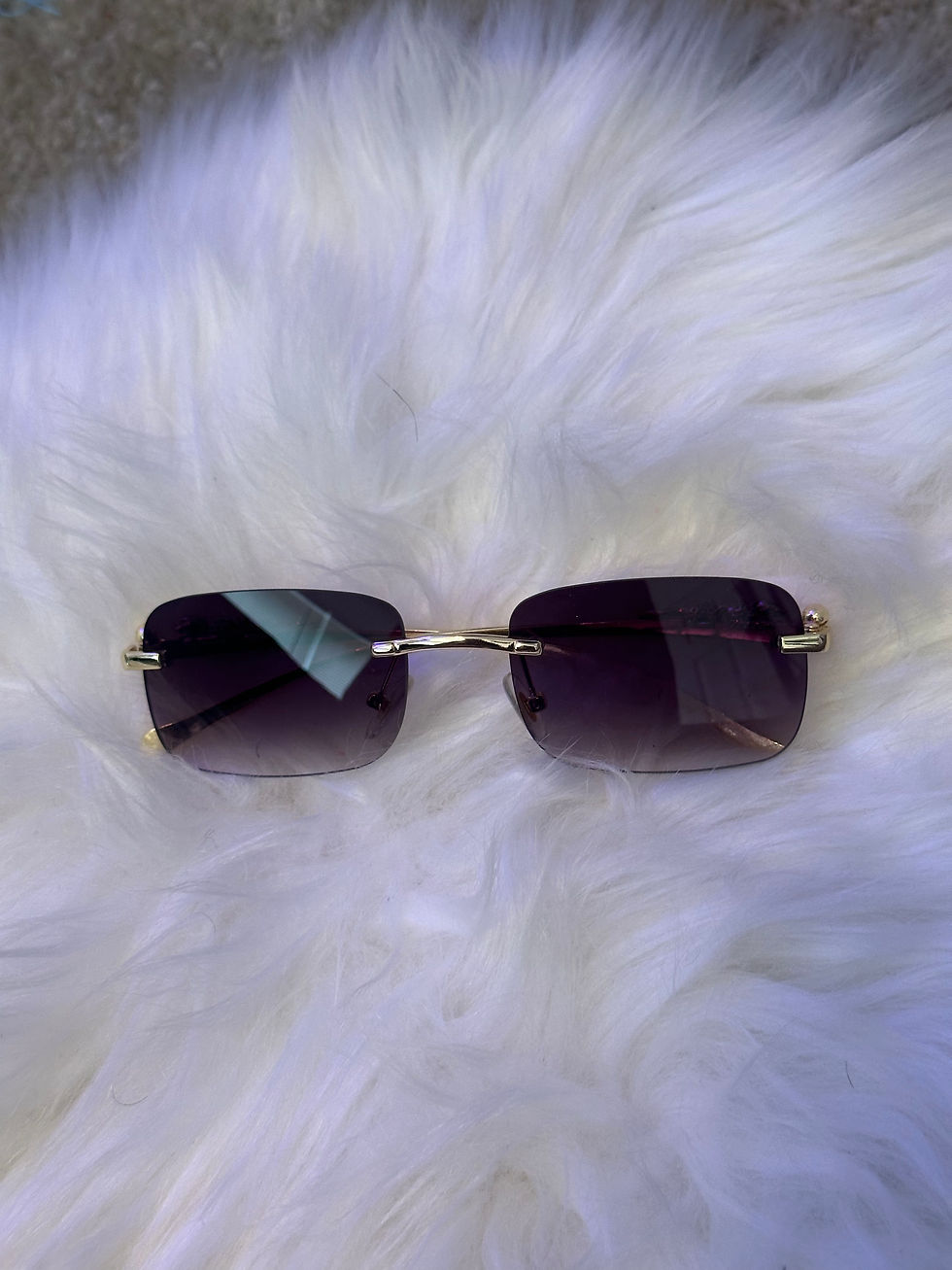 Thumbnail: Shades