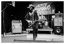 40056629_10157750278554196_1137343903037