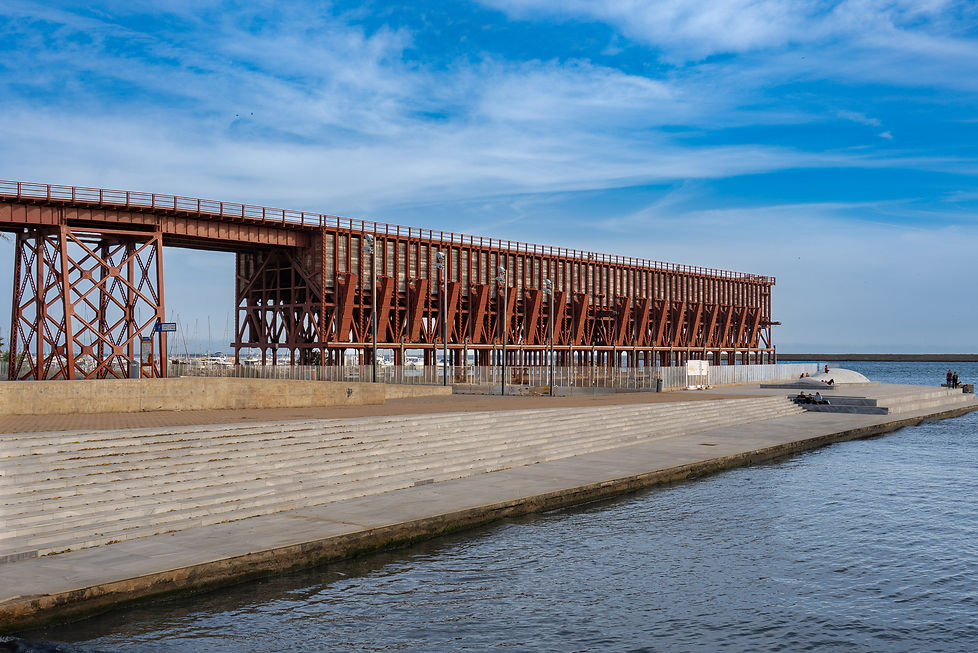 Estructura del Cable Inglés en el Puerto de Almería, cerca de la Playa de las Almadrabillas