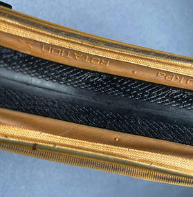 700*25C  J-1822  复古折叠胎 60TPI