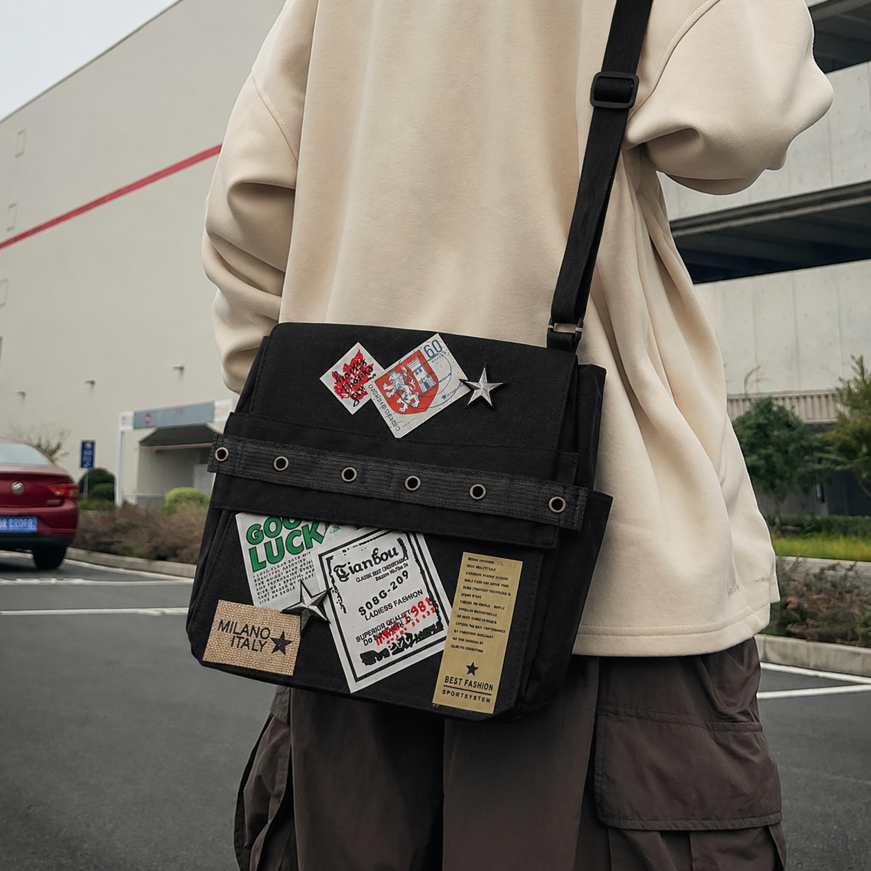 Y2K crossbody