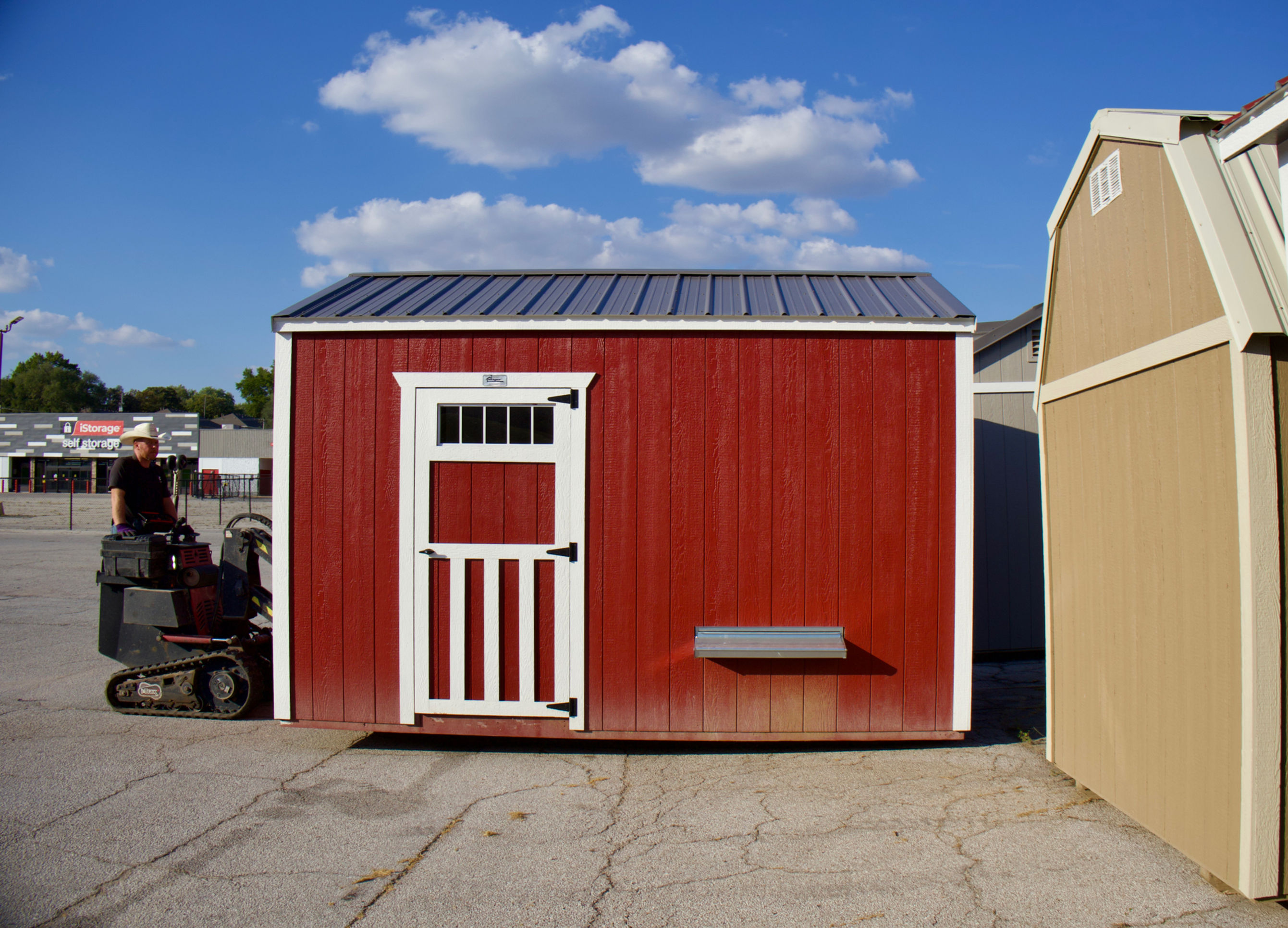 10x14 Prefabricated predator proof chicken coops for sale at The Shed House in Leavenworth Kansas.
