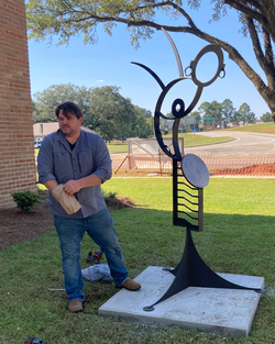 Earl Dismuke, Sculptor