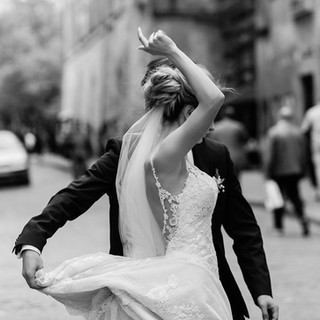 stylish-bride-and-groom-dancing-and-havi