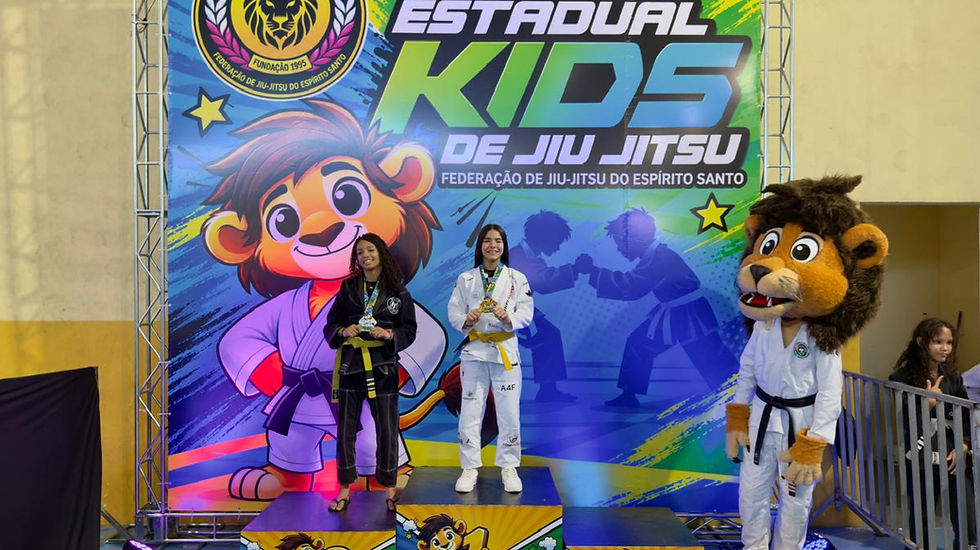 Stephanie Balista sobe de categoria e vence por finalização no Estadual Kids da FEJJES