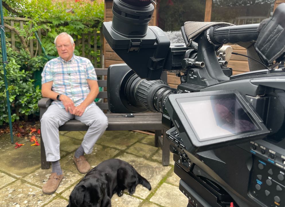 Reading Cameraman