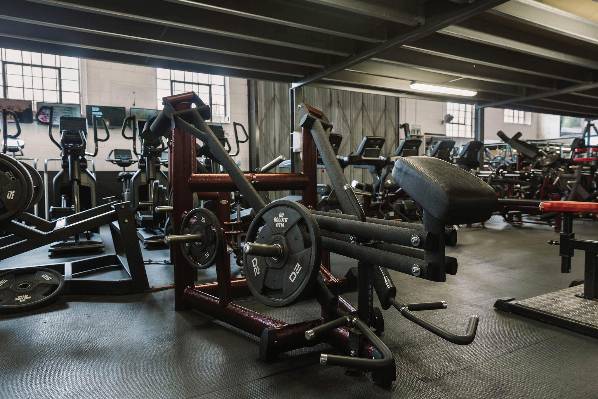 Romford Ab Salute Gym