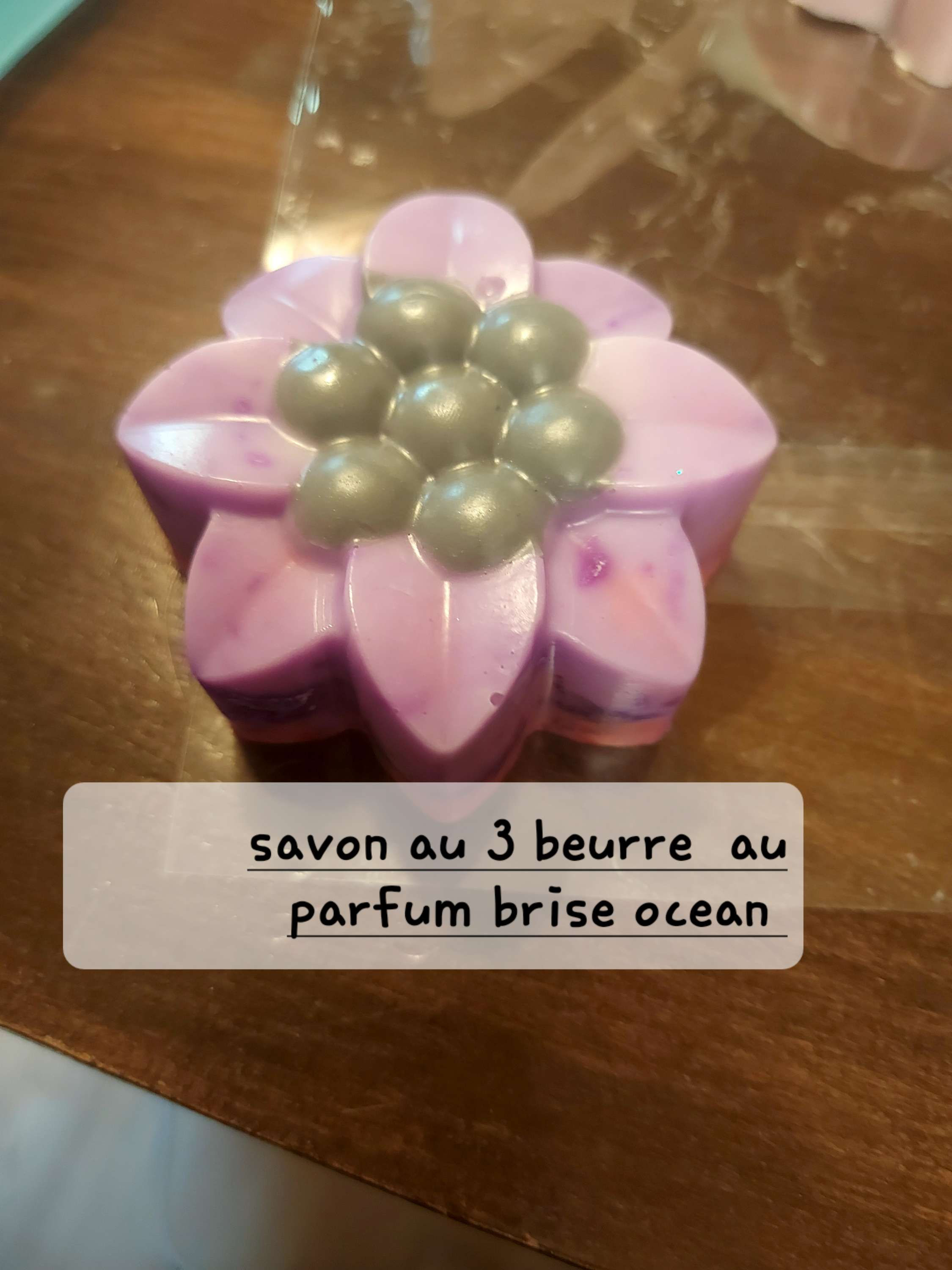 Savon au 3 beurre parfum brise de océan 