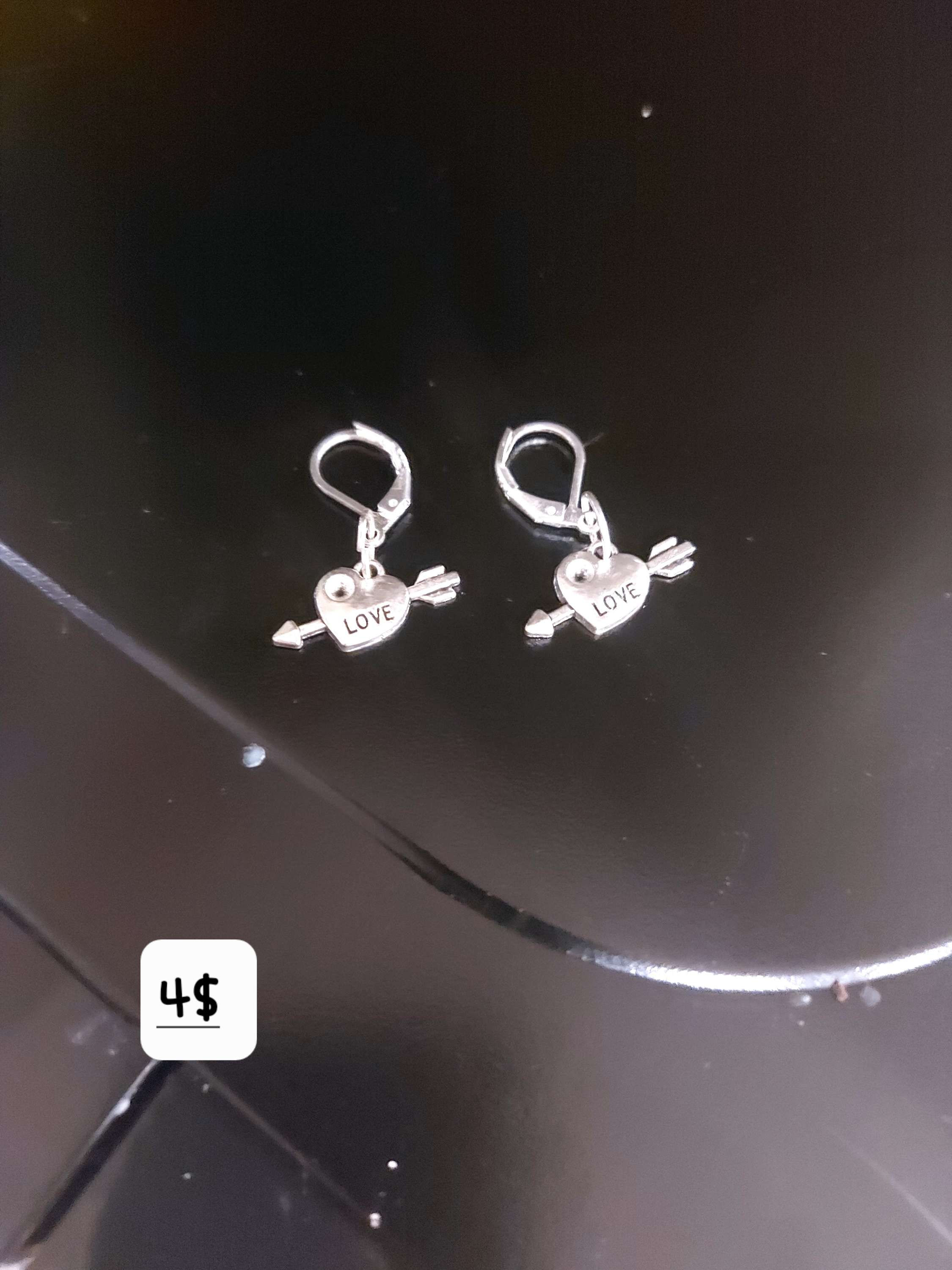 Boucle d'oreille coeur love