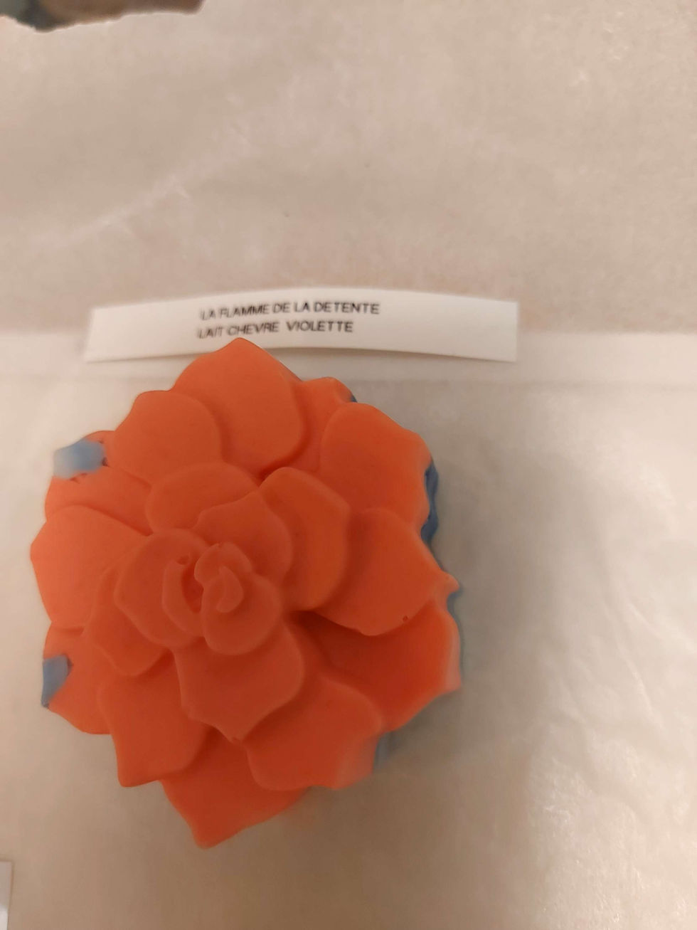 Lait chevre et parfum violette