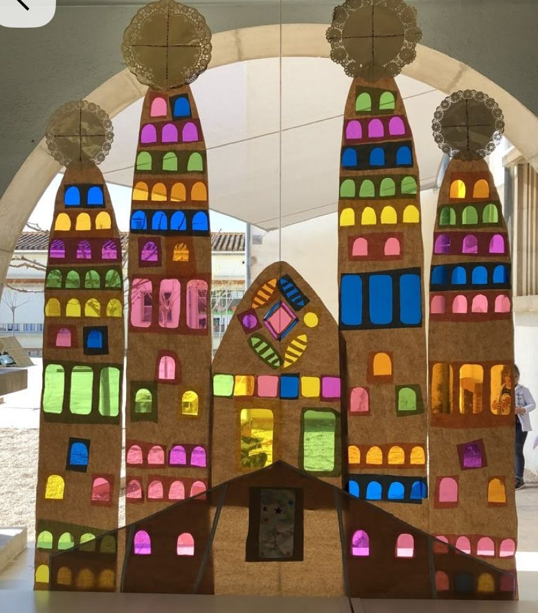 ATELIER MANUEL: FABRIQUE TON VITRAIL 2-4 ANS