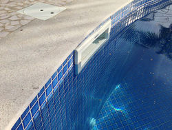 Piscina Cerâmica Park Way