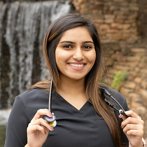 Alisha Samnani- Camps & Lock Ins.png