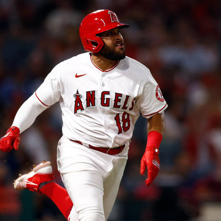 Yankees Sign Versatile Hitter From the KBO