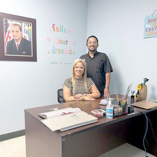 Las Piedras celebra inscripción de la primera recién nacida en Oficina del Registro Demográfico en el CDT