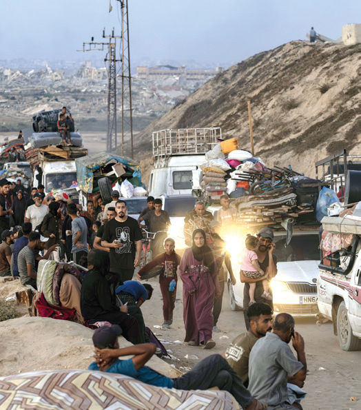 Palestinians, many on foot, cross the Wadi Gaza Bridge as they flee Gaza City on Sunday, Sept. 14, 2025. U.S. Secretary of State Marco Rubio cast doubt on the chances of negotiating the surrender of the Palestinian militant group Hamas, saying on Monday during a visit to Israel that a diplomatic deal to end the war in Gaza might not be possible. (Saher Alghorra/The New York Times)