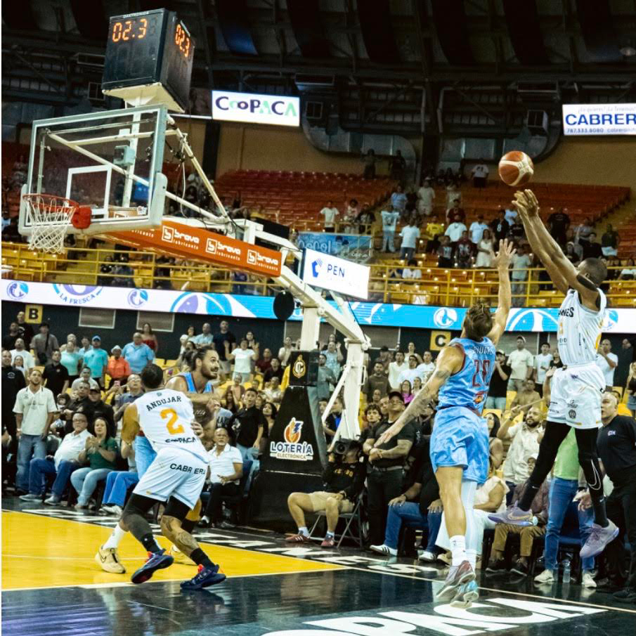 Arecibo rallies to beat Mayagüez in OT.