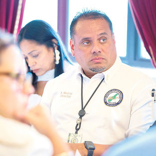 Municipio de Las Piedras participa en mesa redonda sobre bienestar animal celebrada en el Senado.