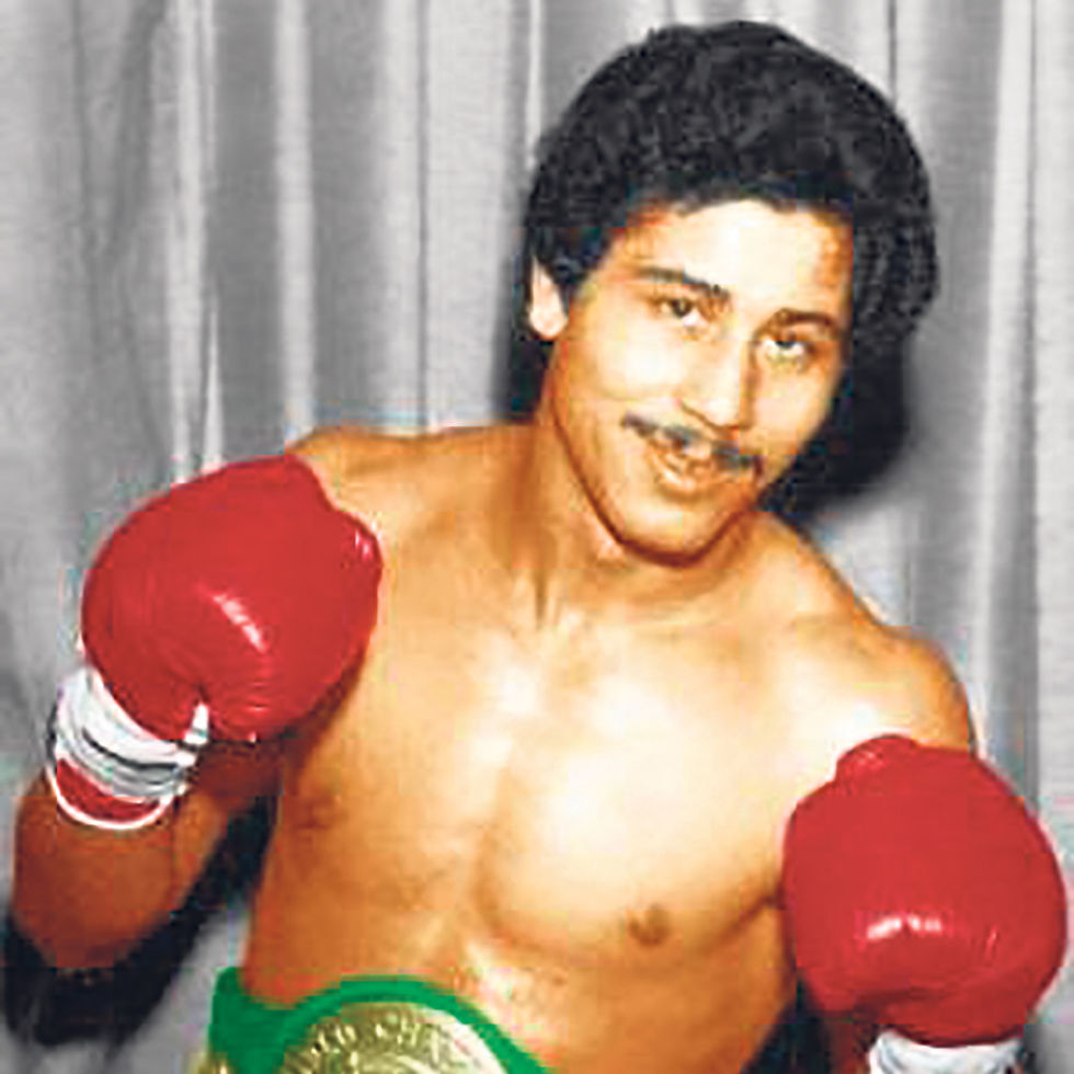 Wilfredo “Bazooka” Gómez, affectionately known as the “Niño de Las Monjas,” cemented his place among boxing’s all-time greats with one of the most remarkable reigns in super bantamweight history: 17 consecutive world title defenses, allwon by knockout—a global record that still stands.
