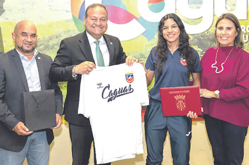 Reconocimiento a Caribbean Stars de Caguas