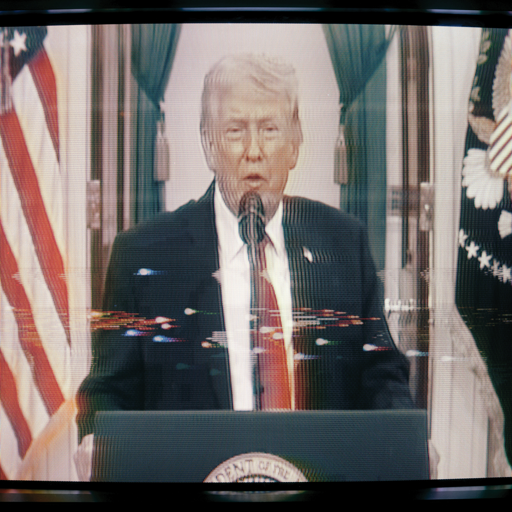 Trump has no idea how to clean up his own mess.