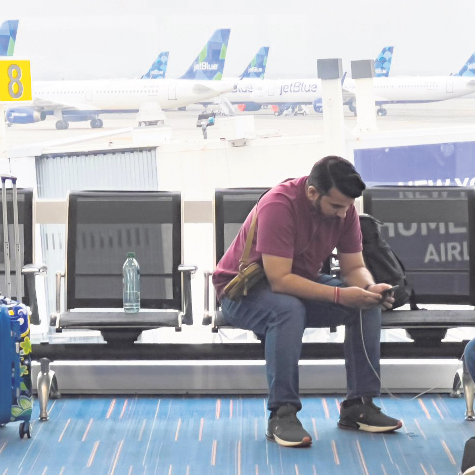 For struggling JetBlue, Spirit’s demise may offer an opportunity.