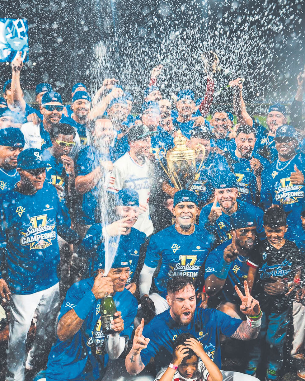 Crabbers are winter league baseball champions for the 17th time