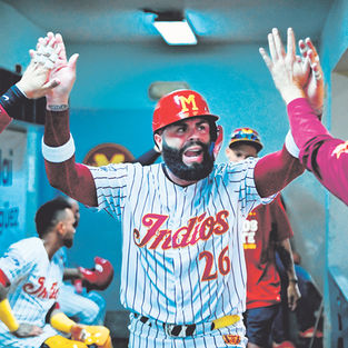 Emmanuel Rivera signs extension with the Mayagüez Indios