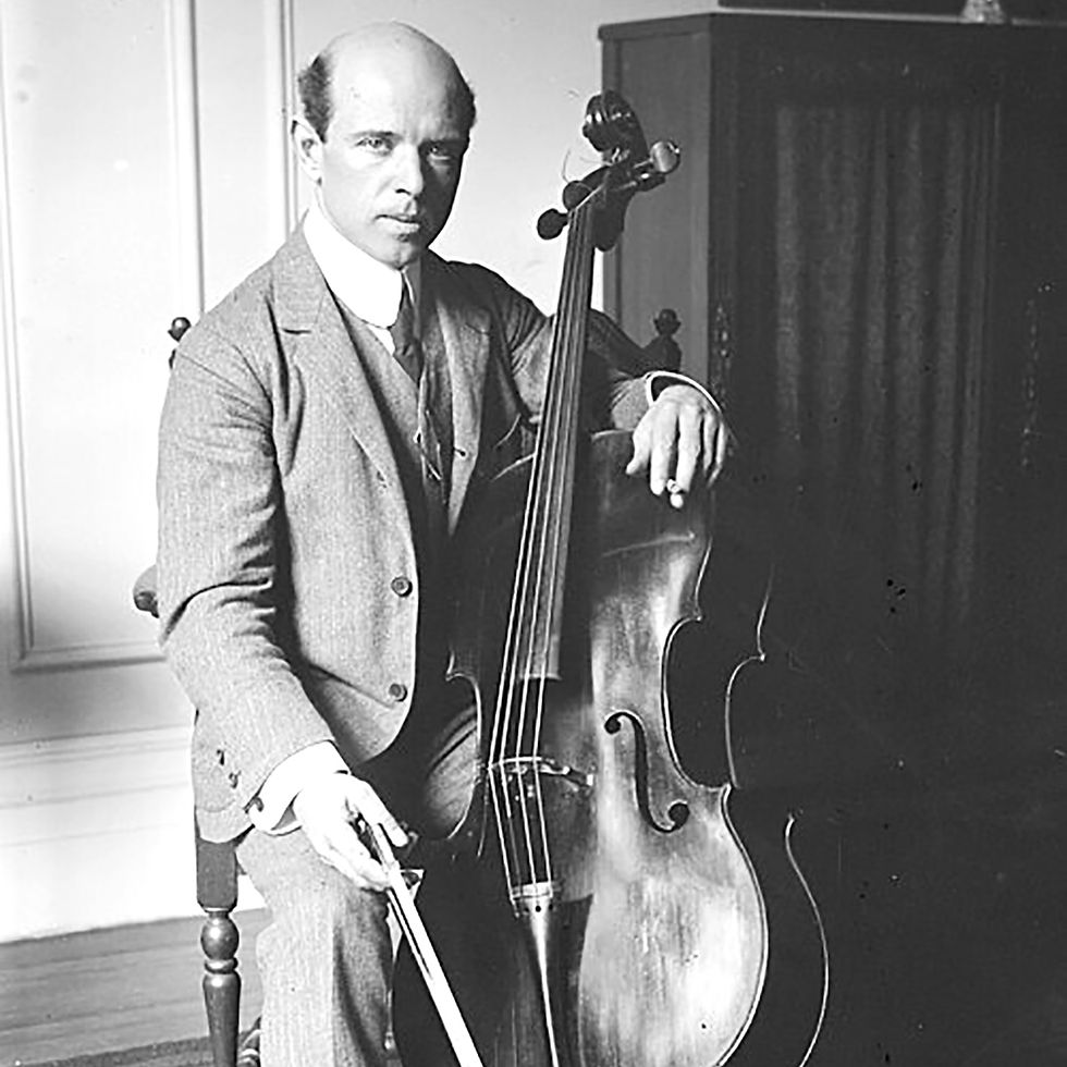 Pablo Casals (Wikipedia)
